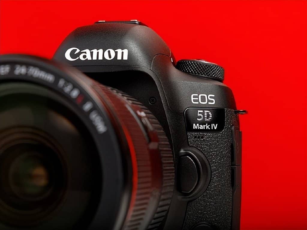 佳能 EOS 5D Mark IV 评测，佳能推出30.4MPCMOS全画幅相机，双像素自动对焦！