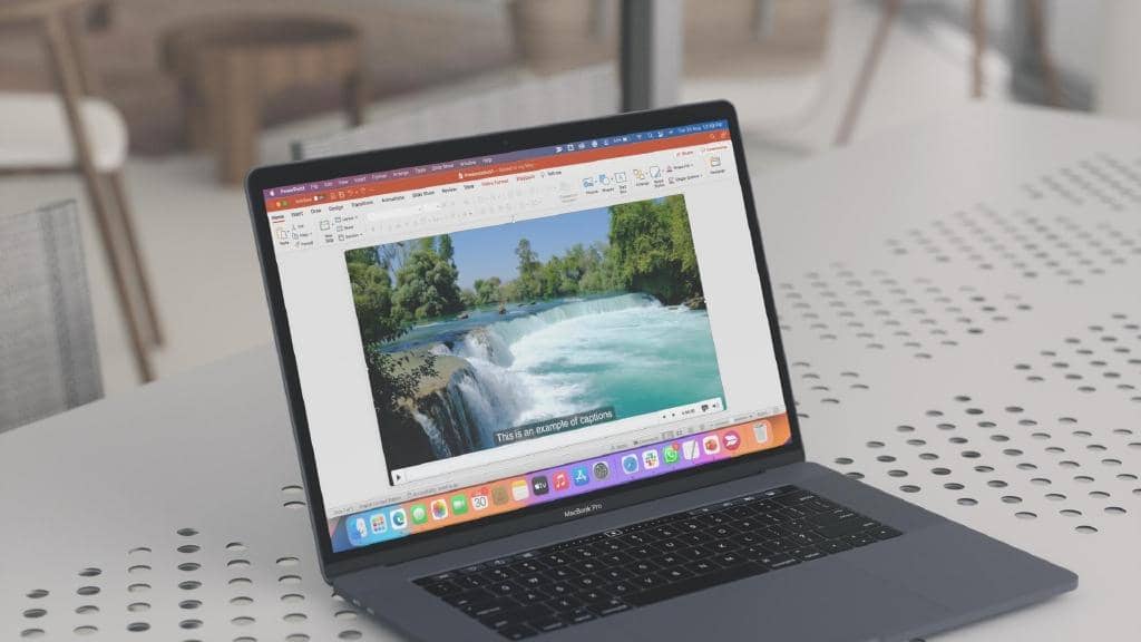 如何在 Mac 上的 Microsoft PowerPoint 中为视频添加字幕-第1张图片-嘻嘻笔记