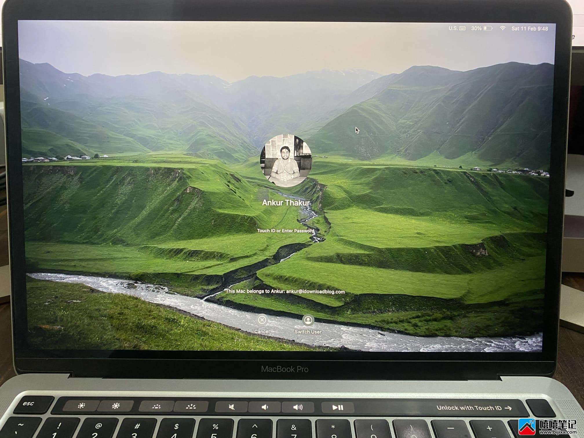 如何更改 Mac 的锁定屏幕和登录屏幕壁纸-第4张图片-嘻嘻笔记